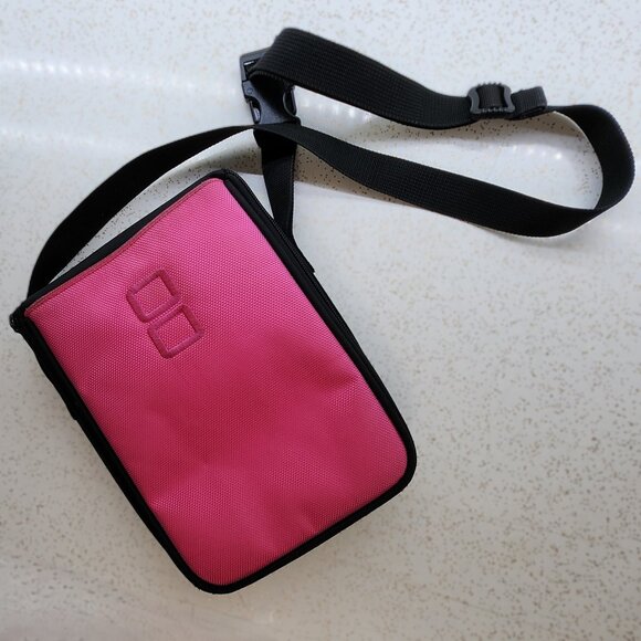 Pink & Black Nintendo DS & Game/Accessories Carry Bag - Picture 1 of 10